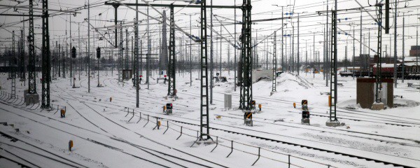 Bahn wird Umgang mit Wintereinbruch analysieren