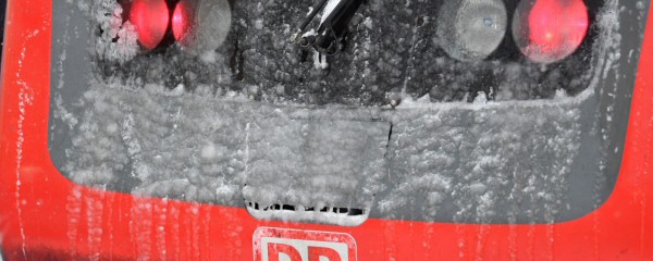 Schneefällle bremsen Regionalverkehr bundesweit aus