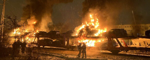 Brand auf Autozug: Zugverkehr eingeschränkt
