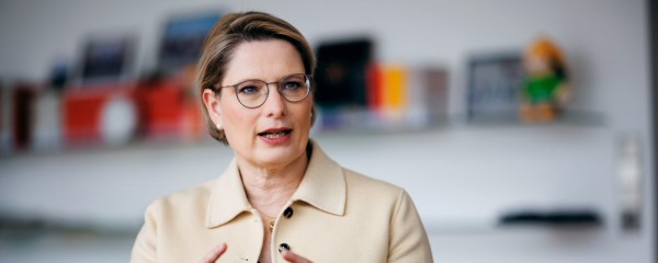 Justizministerin Hubig: Schwarzfahren entkriminalisieren