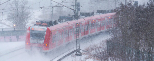 Zugbegleiter trotzt Gewalt – 