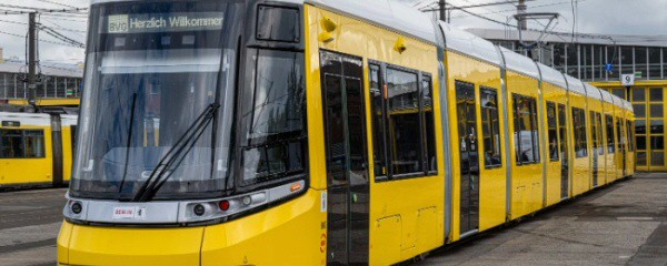 BVG: Neue 50-Meter-Tram soll im Sommer endlich starten