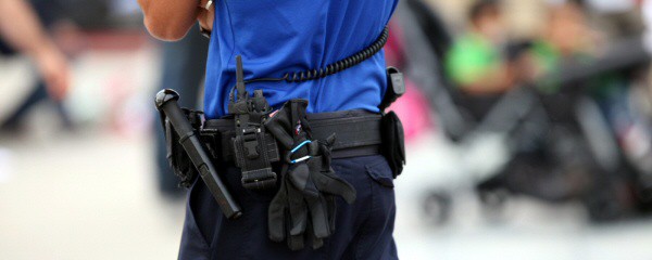 Schweiz: Messer-Angreifer sticht auf Passanten ein