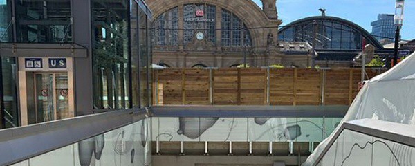 Frankfurter Hauptbahnhof öffnet modernisiertes Kaisertor