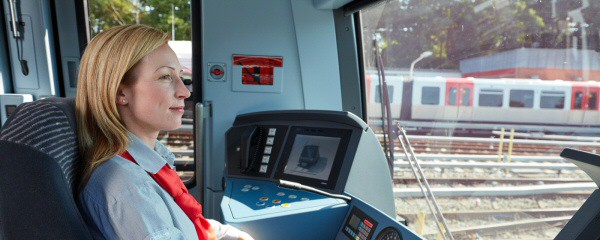 Branche sucht Zehntausende neue Bus- und Bahnfahrer