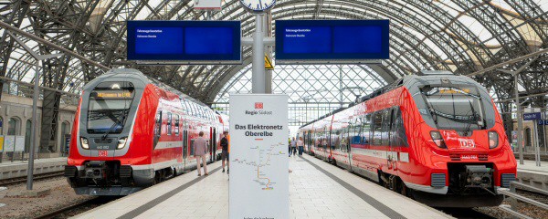 Neuer Verkehrsvertrag für Elektronetz Oberelbe unterzeichnet