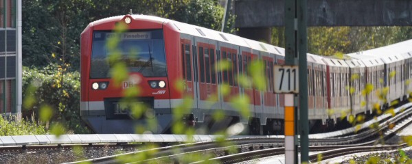 S-Bahn im 10-Min.-Takt soll Ausbau nach Elmshorn retten