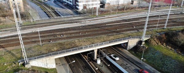 Baubeginn für Eisenbahnbrücke in Rostock