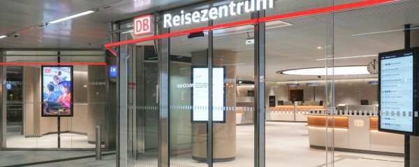Deutsche Bahn gestaltet zwei Dutzend Reisezentren um