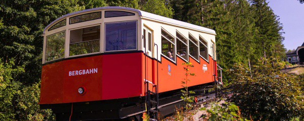Berg- und Schwarzatalbahn starten Festjahr mit Nostalgietag
