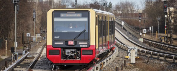 Zwei S-Bahn-Surfer in Berlin gestorben