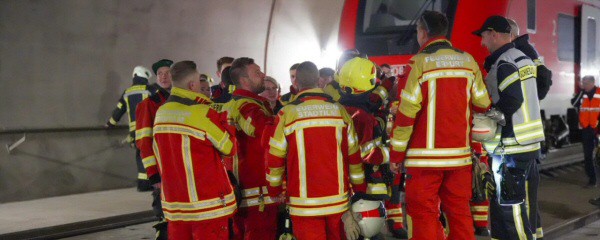 Großübung mit mehr als 200 Einsatzkräften im ICE-Tunnel