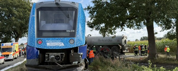 Unfall mit Wasserstoffzug in Landkreis Stade