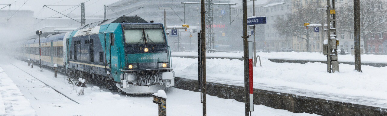 Fernverkehr im Norden bis Sonntag eingeschränkt