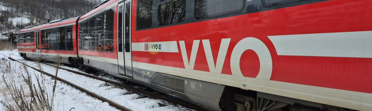 Regionalbahn am Bahnhof Glashütte in Sachsen entgleist