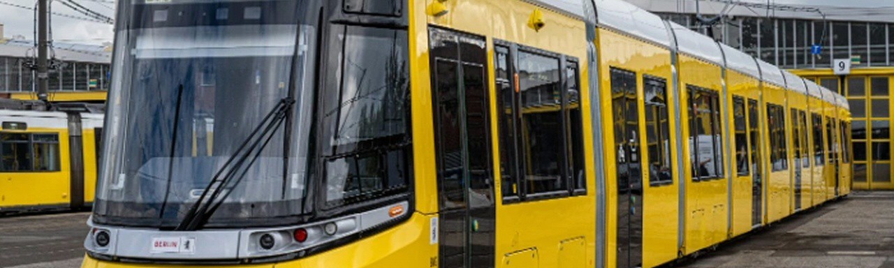 BVG: Neue 50-Meter-Tram soll im Sommer endlich starten
