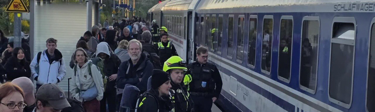 Nachtzug mit 250 Passagieren in Traunstein evakuiert
