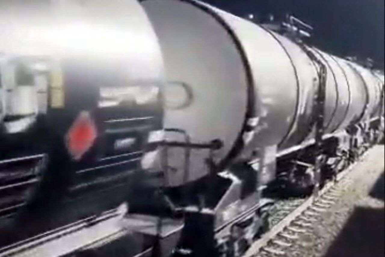 Kesselwagen, offenbar in Afghanistan