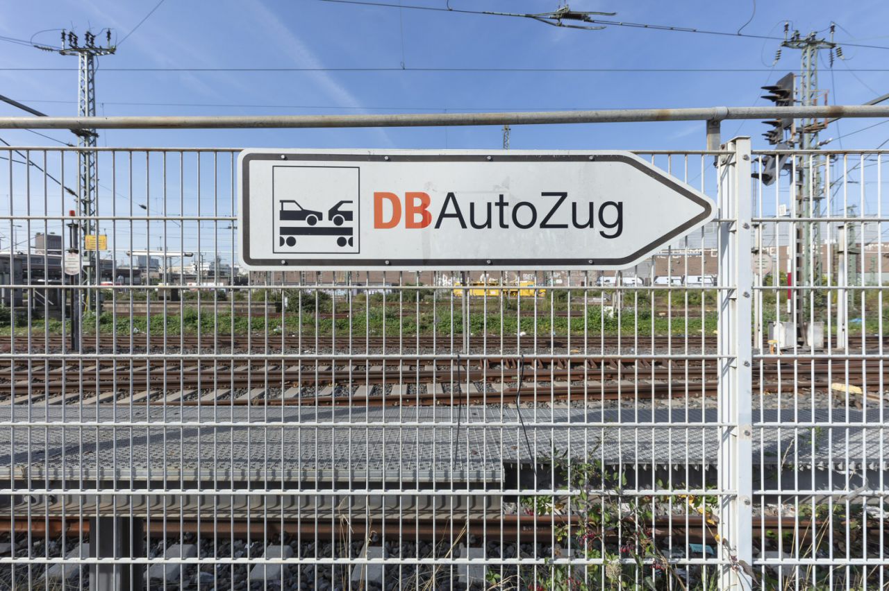 Autoreisezug-Terminal