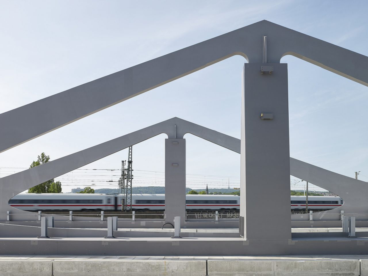 Neckarbrücke bei Bad Cannstatt
