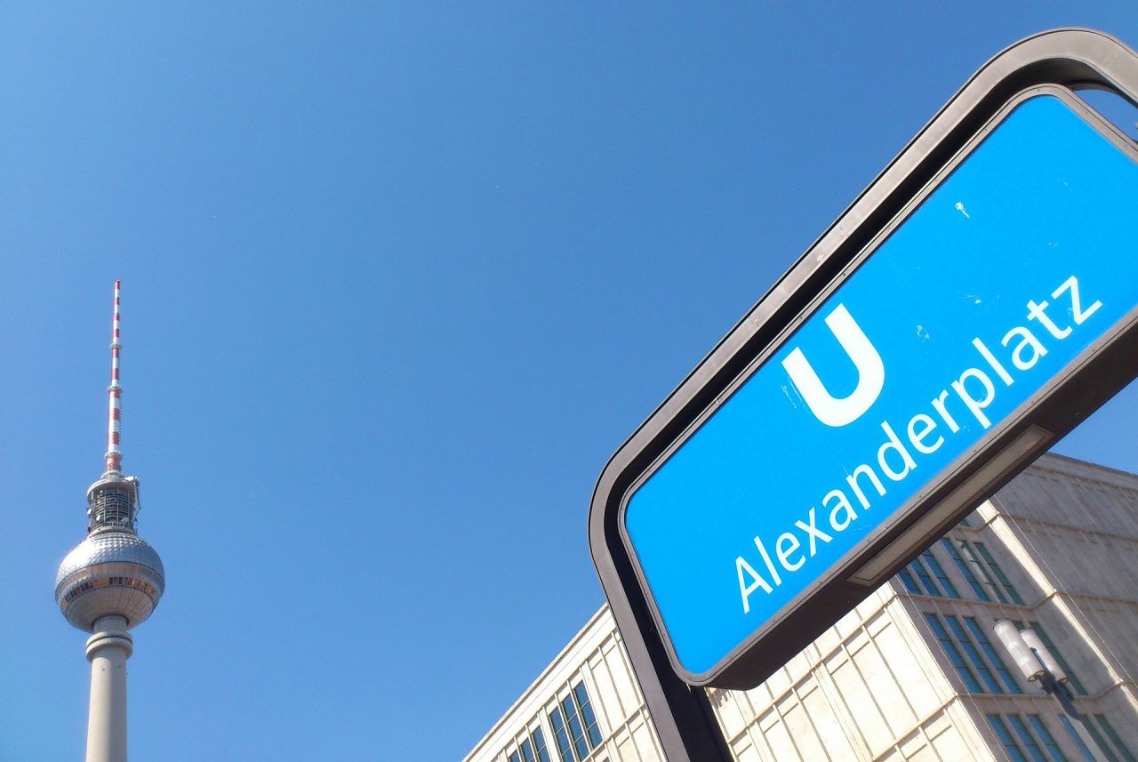 U-Bahn-Station Alexanderplatz in Berlin