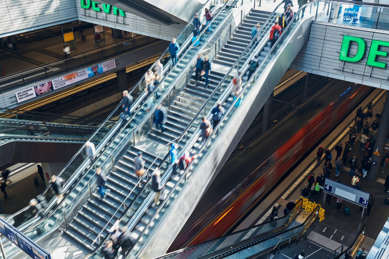 Rolltreppen im Berliner Hauptbahnhof