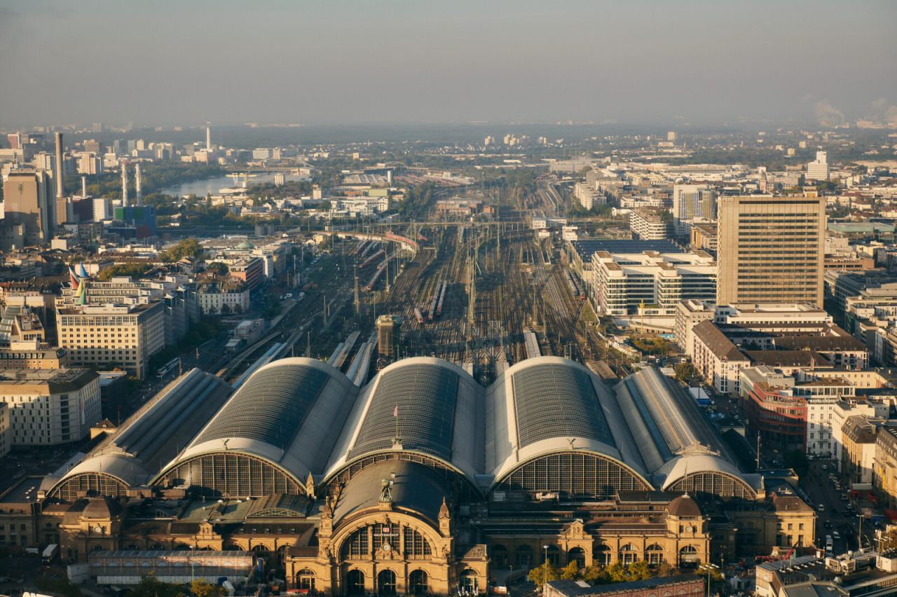 Hauptbahnhof Frankfurt am Main - Gleisvorfeld