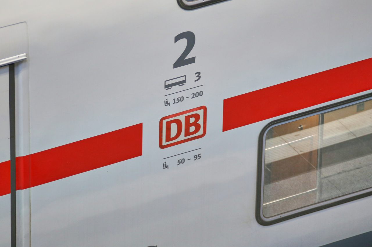 Zug bei der Deutschen Bahn