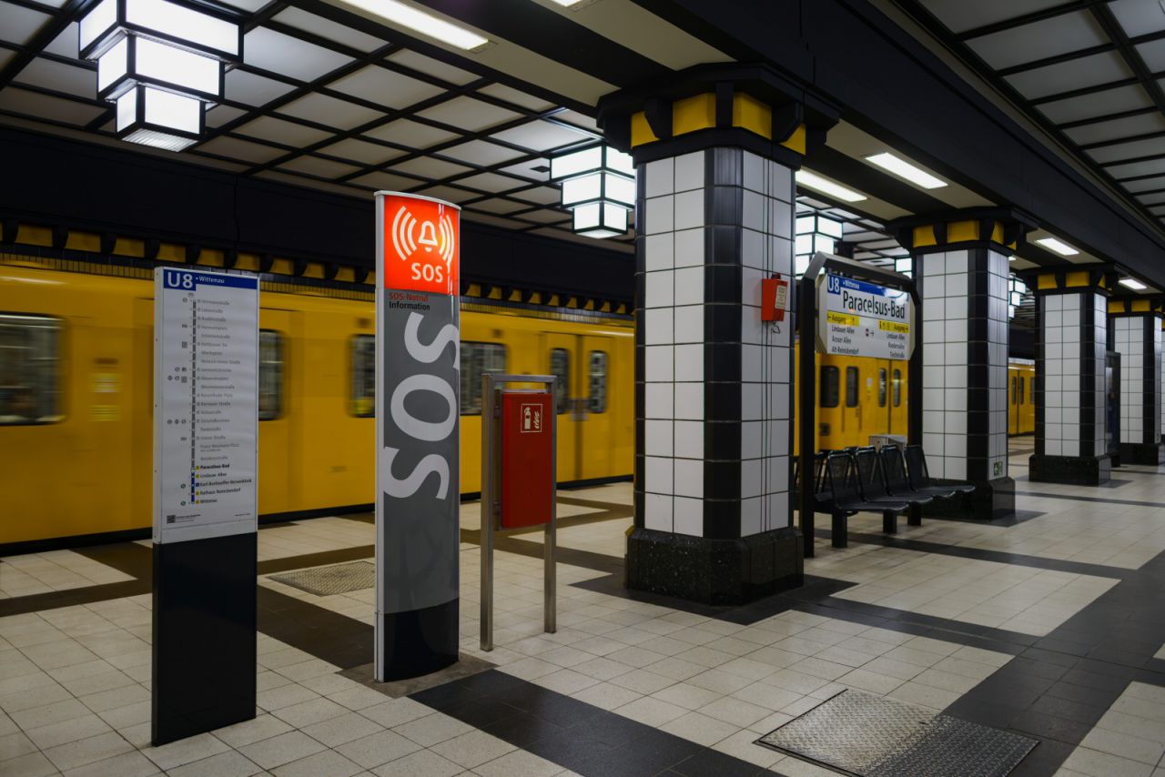 Berlin U-Bahnhof Paracelus-Bad