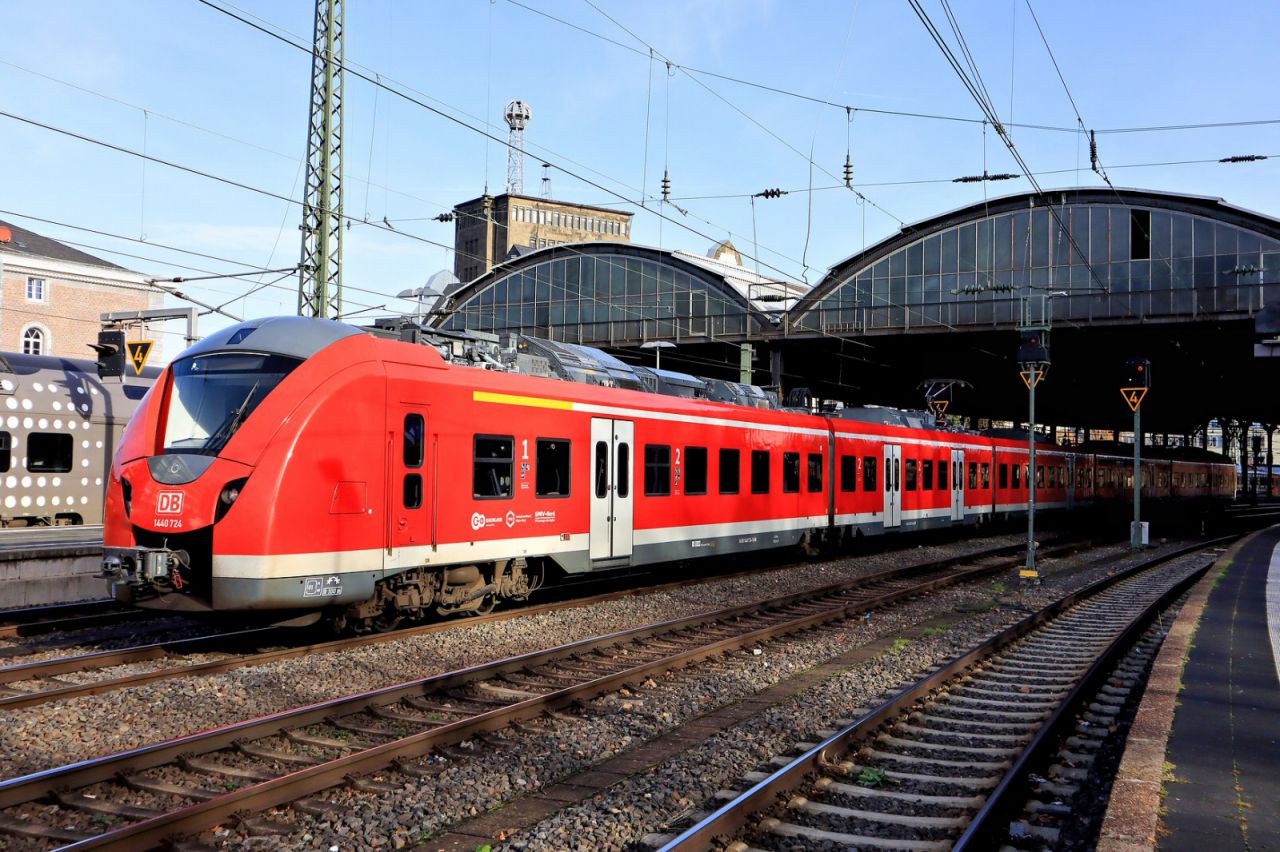 RB in Aachen Hbf