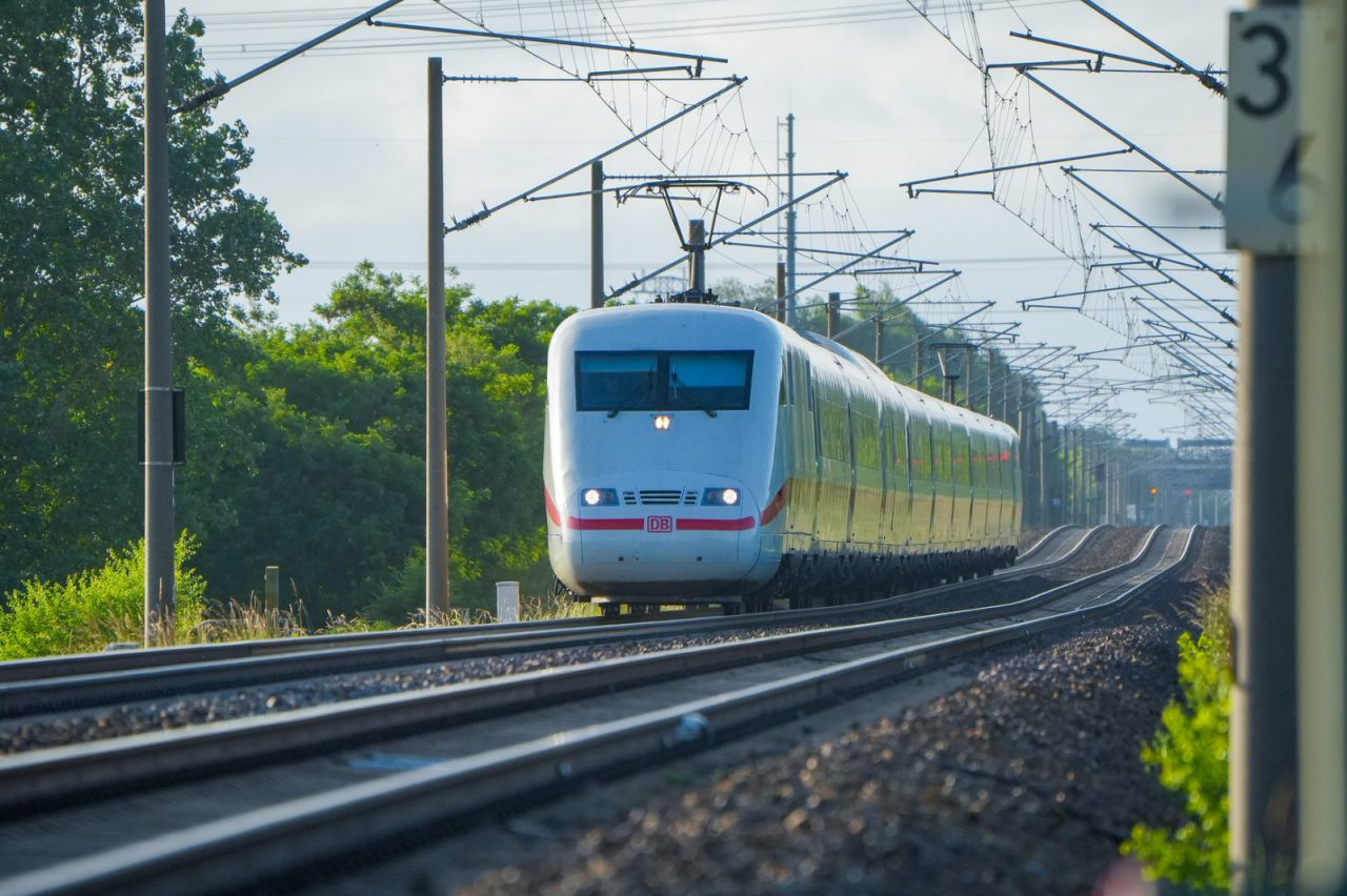 ICE 1 auf der Strecke Hamburg-Berlin