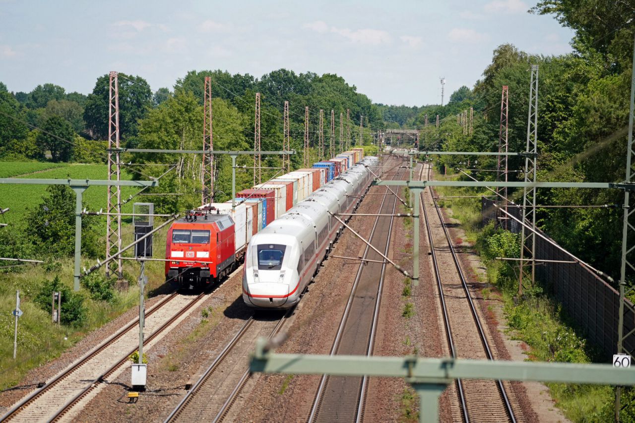 Korridor Hannover-Hamburg - ein Kapazitätsengpass im Schienennetz in Deutschland
