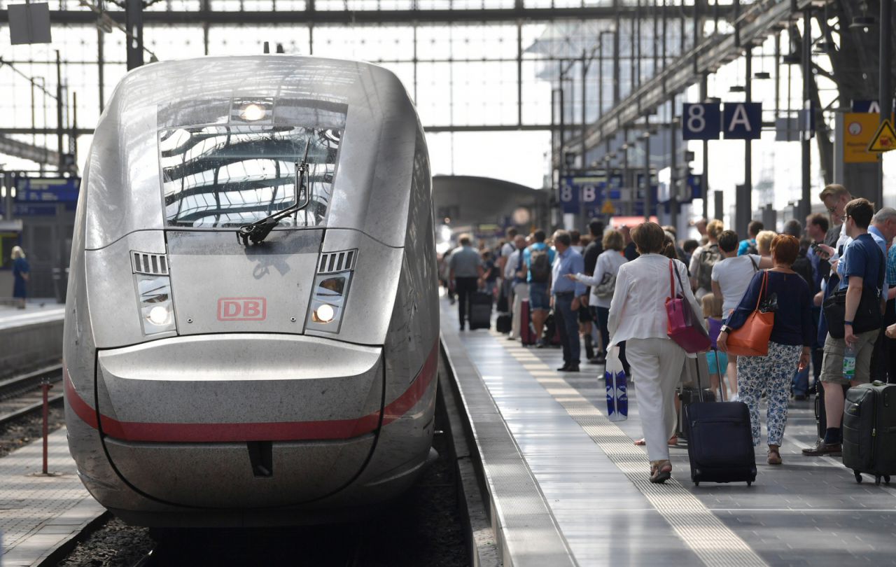 ICE 4 Baureihe 412 in Frankfurt am Main Hbf