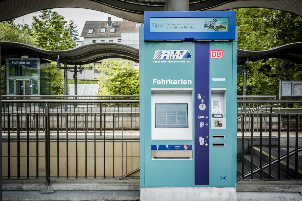 RMV-Fahrkartenautomat