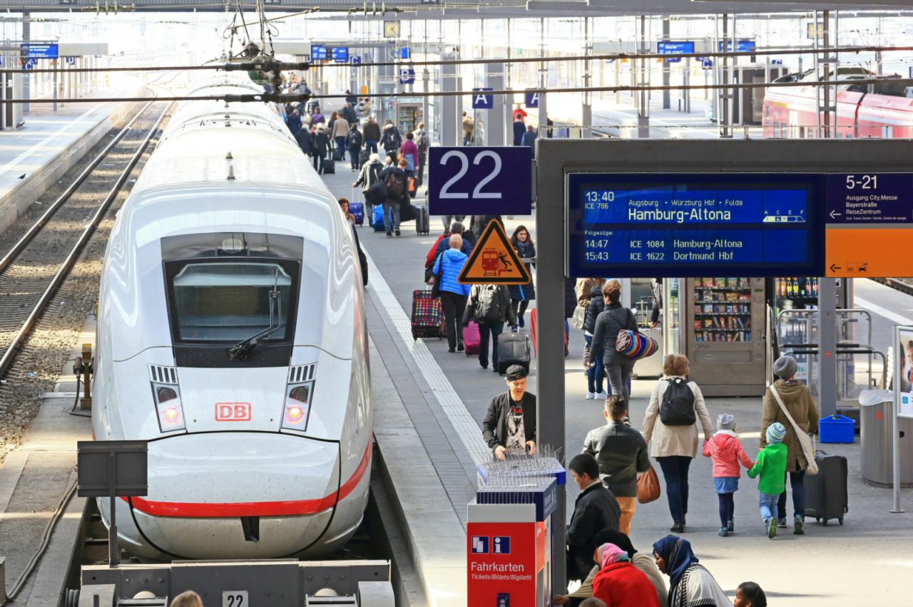 Pulsierendes Leben am Hauptbahnhof München