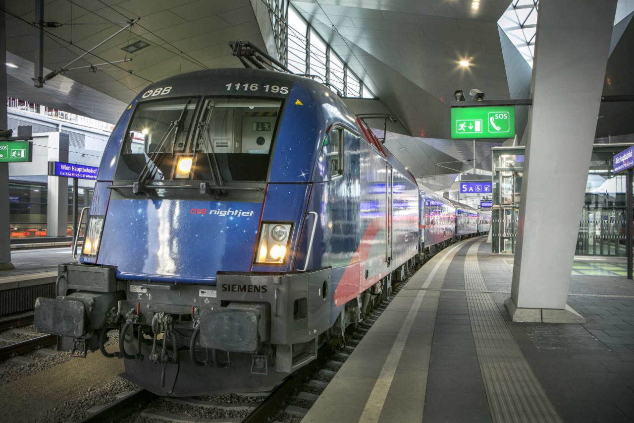ÖBB Nightjet, Wien, Zug