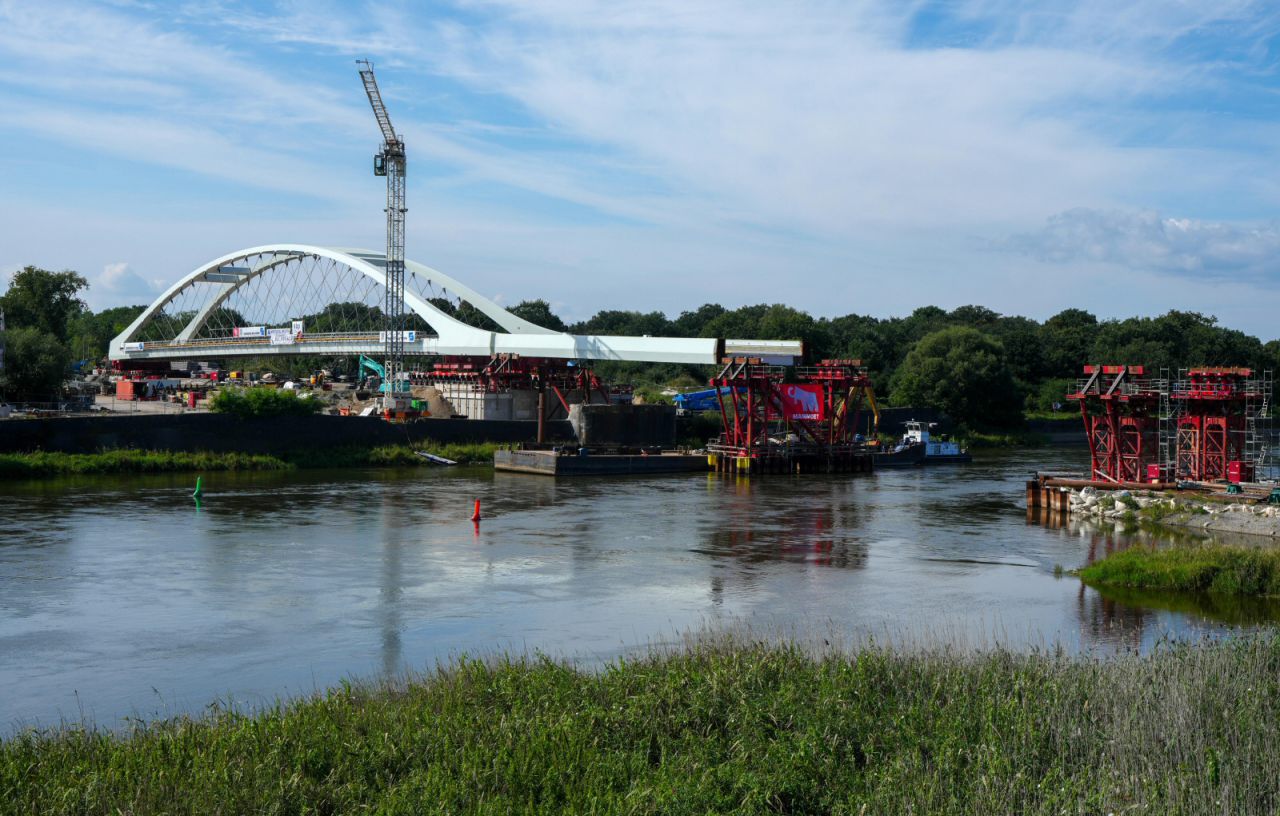 Positionierung der neuen Oderbrücke