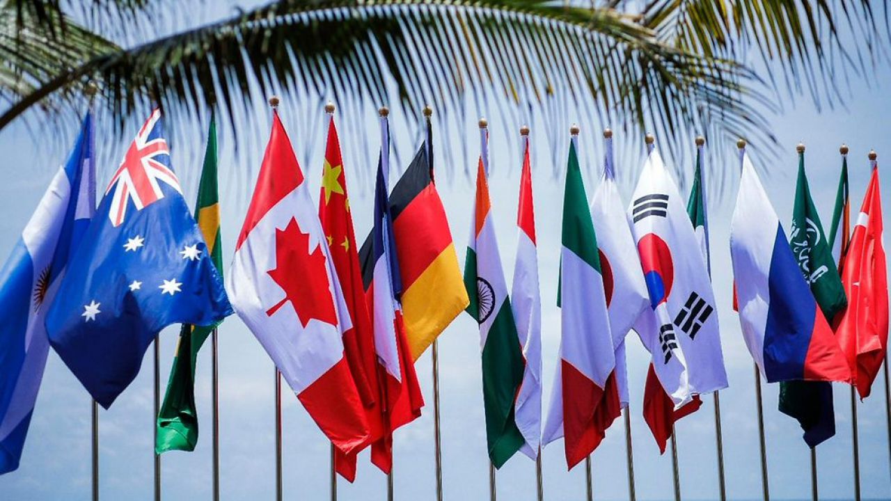 G20-Flaggen beim Gipfel 2022 auf Bali