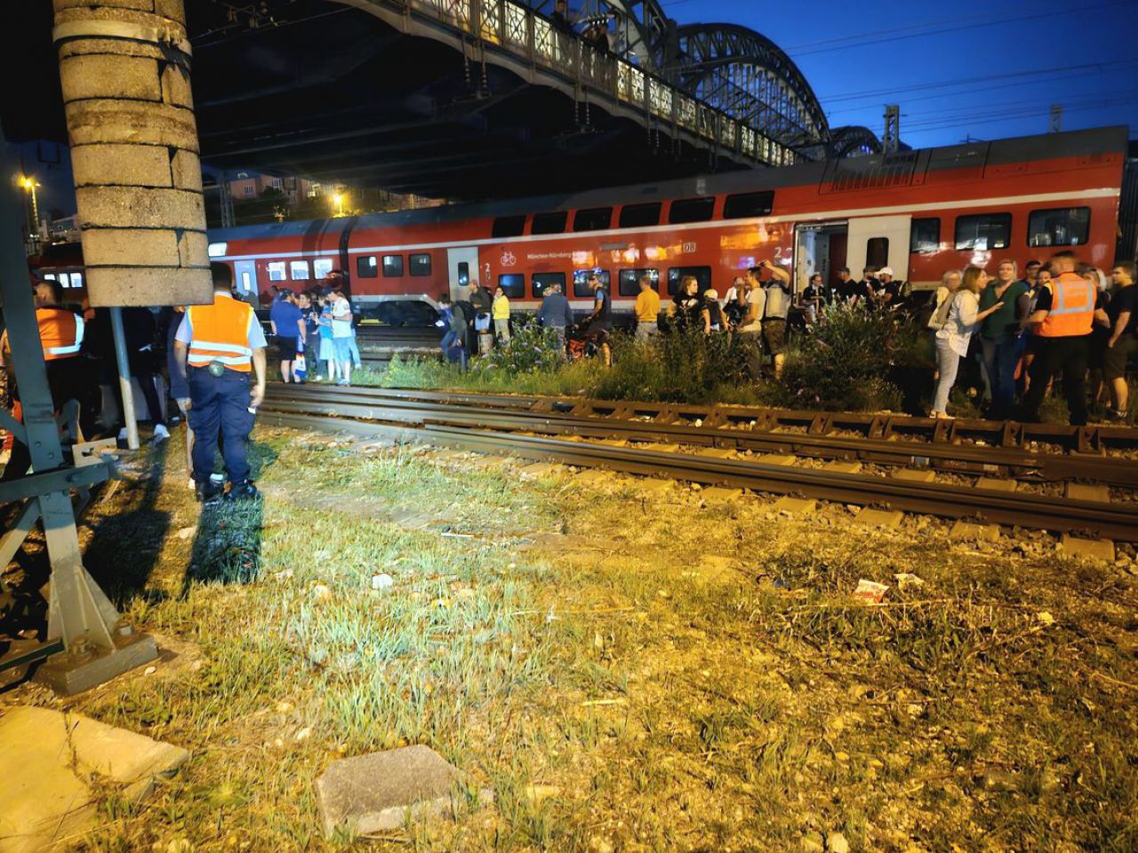 Evakuierung an der Hackerbrücke