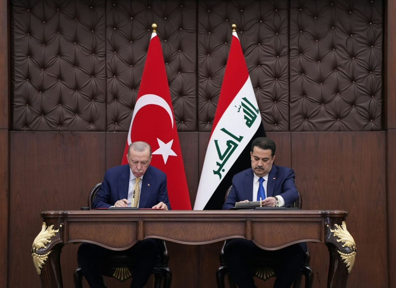 Der türkische Präsidenten Recep Tayyip Erdogan und der irakische Regierungschef Mohammed al-Sudani