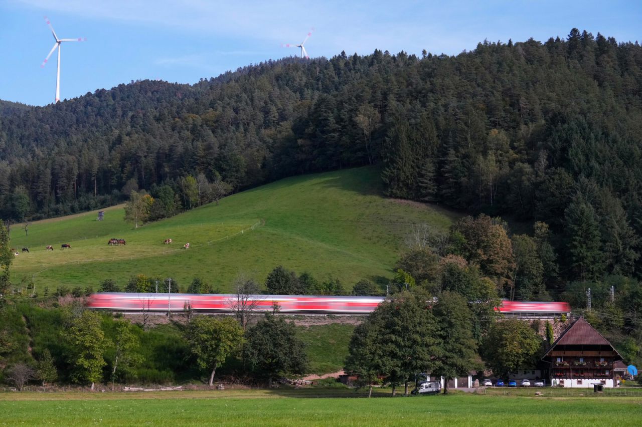 DB Regio mit dem Regionalexpress