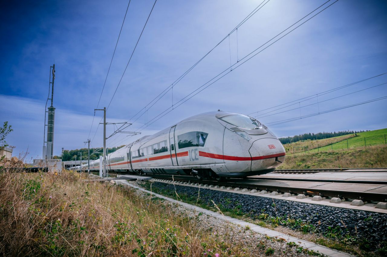 ICE 3neo auf der SFS Wendlingen-Ulm