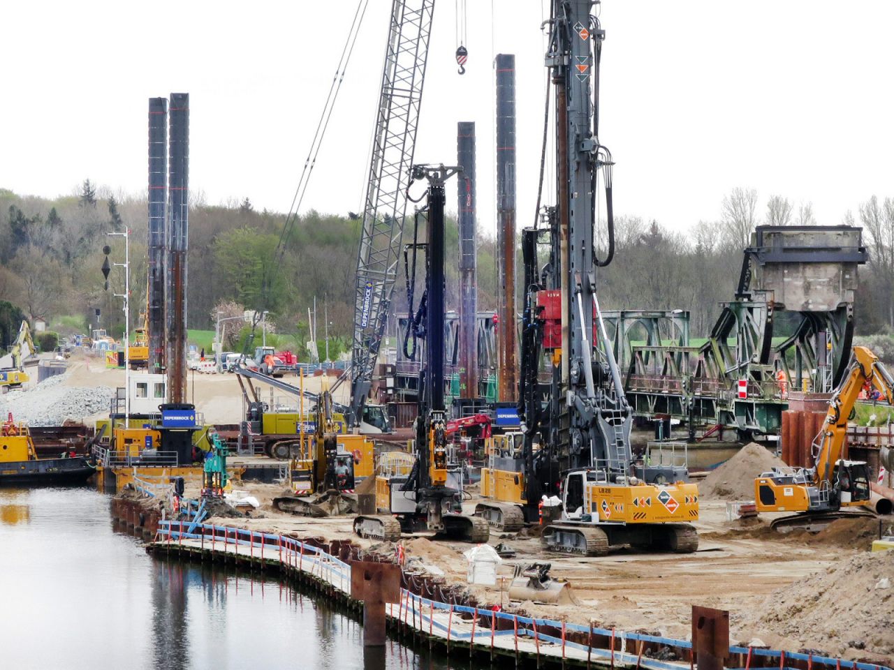 Baustelle der neuen Schleibrücke bei Lindaunis